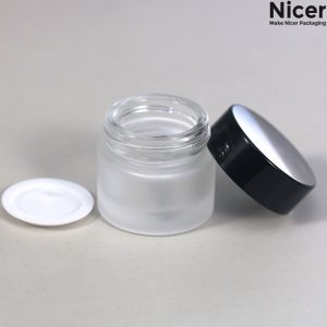10g glass jar